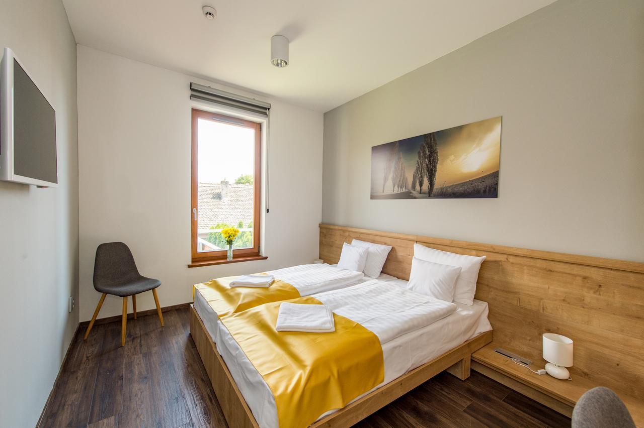 Pilvax Hotel Superior Калокса Экстерьер фото